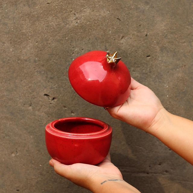 Anar Jar Red