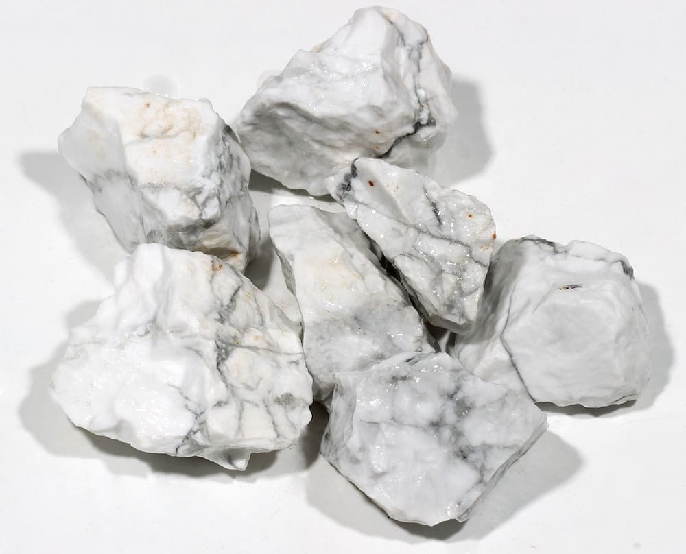 Howlite - propriétés, vertus et purification