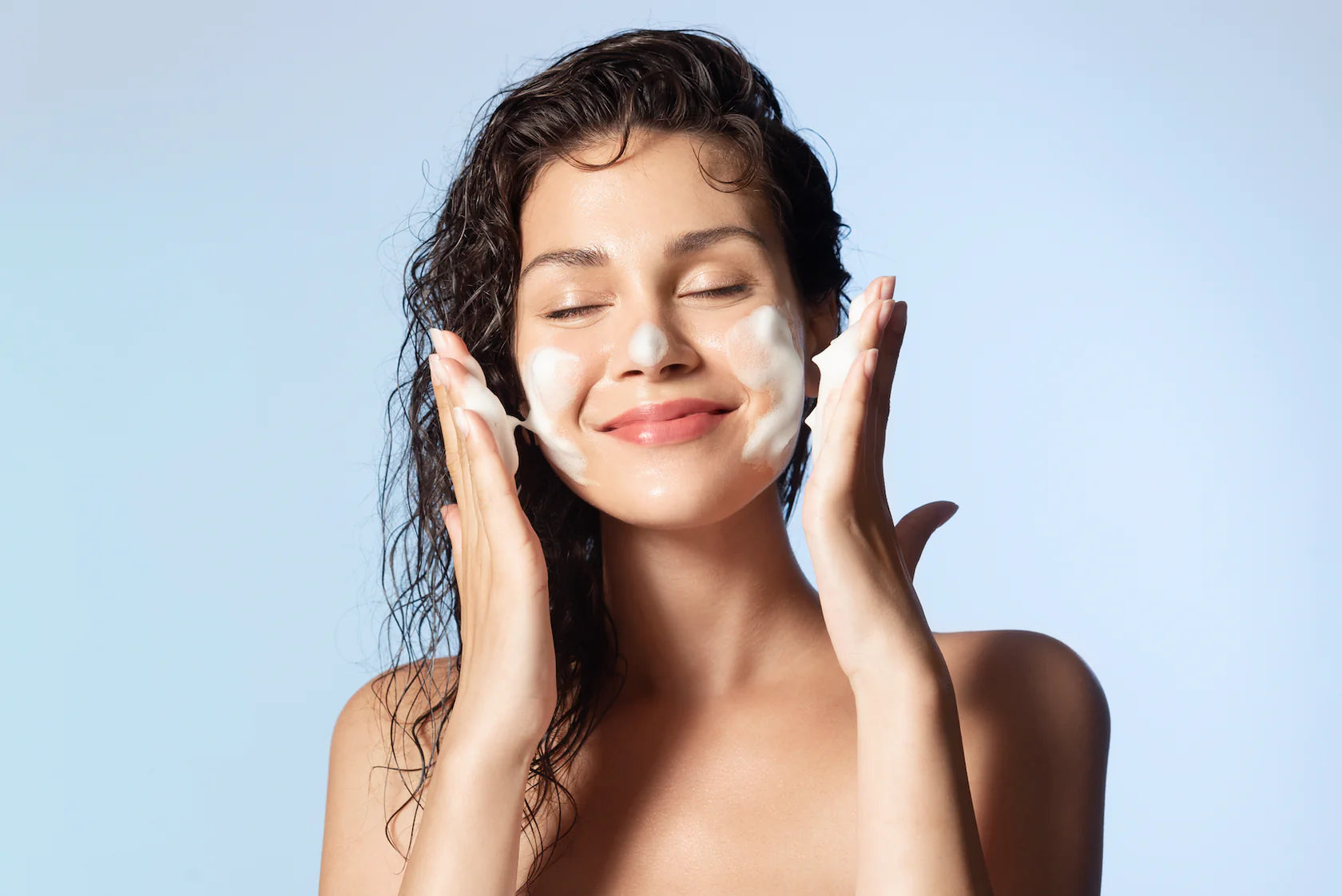 Patting vs Rubbing In Skincare: Does It Matter?