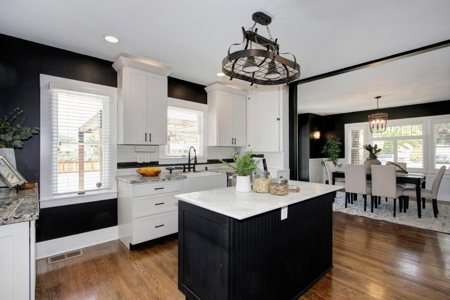 Premiere Home Staging Projects | Kitchen interior design idea - 65Th St, Sacramento