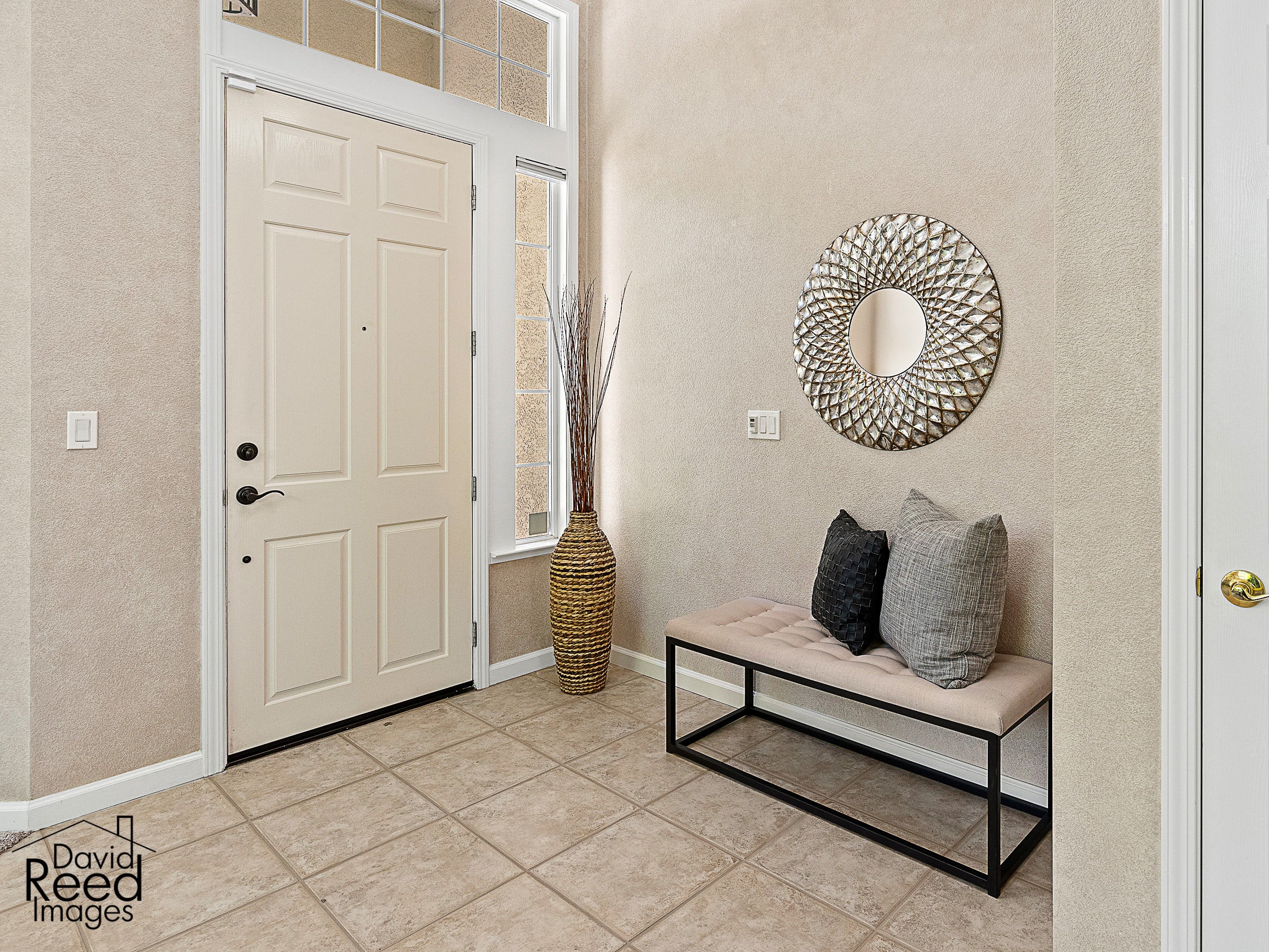 Premiere Home Staging Projects | Entryway interior design idea - Meadow Wood Dr, El Dorado Hills