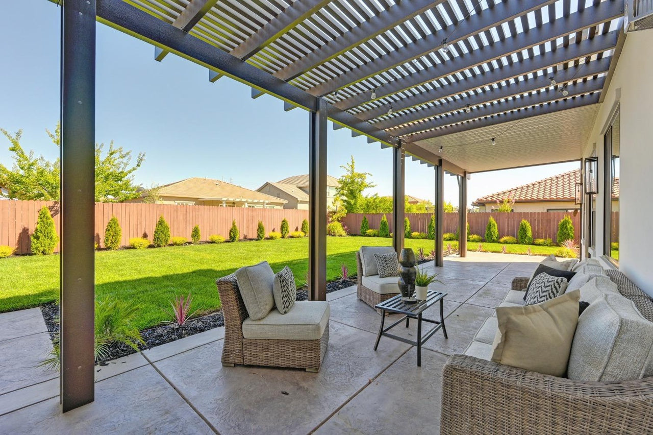 Premiere Home Staging Projects | Outdoor space design idea - Russell Dr, Folsom