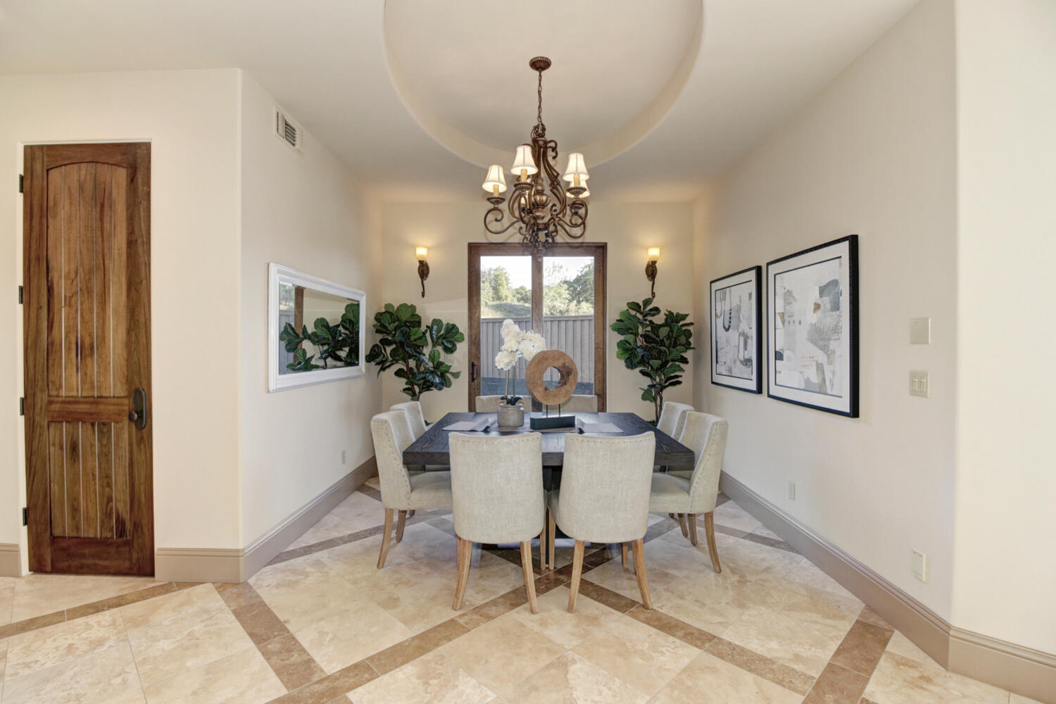 Premiere Home Staging Projects | Dining room interior design idea - Avalanche Peak Way, Folsom