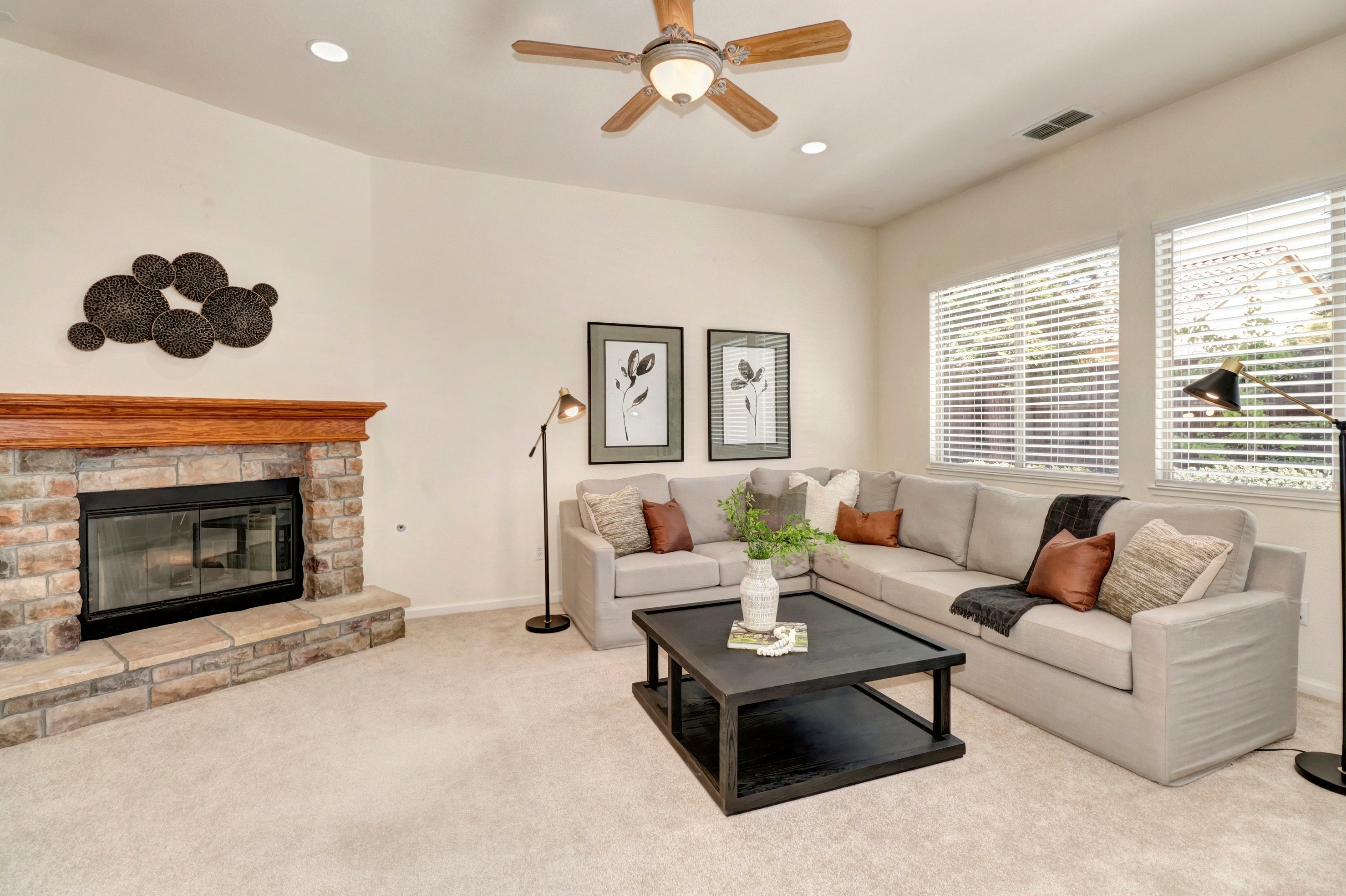Premiere Home Staging Projects | Living room interior design idea - Avondale Dr, Roseville