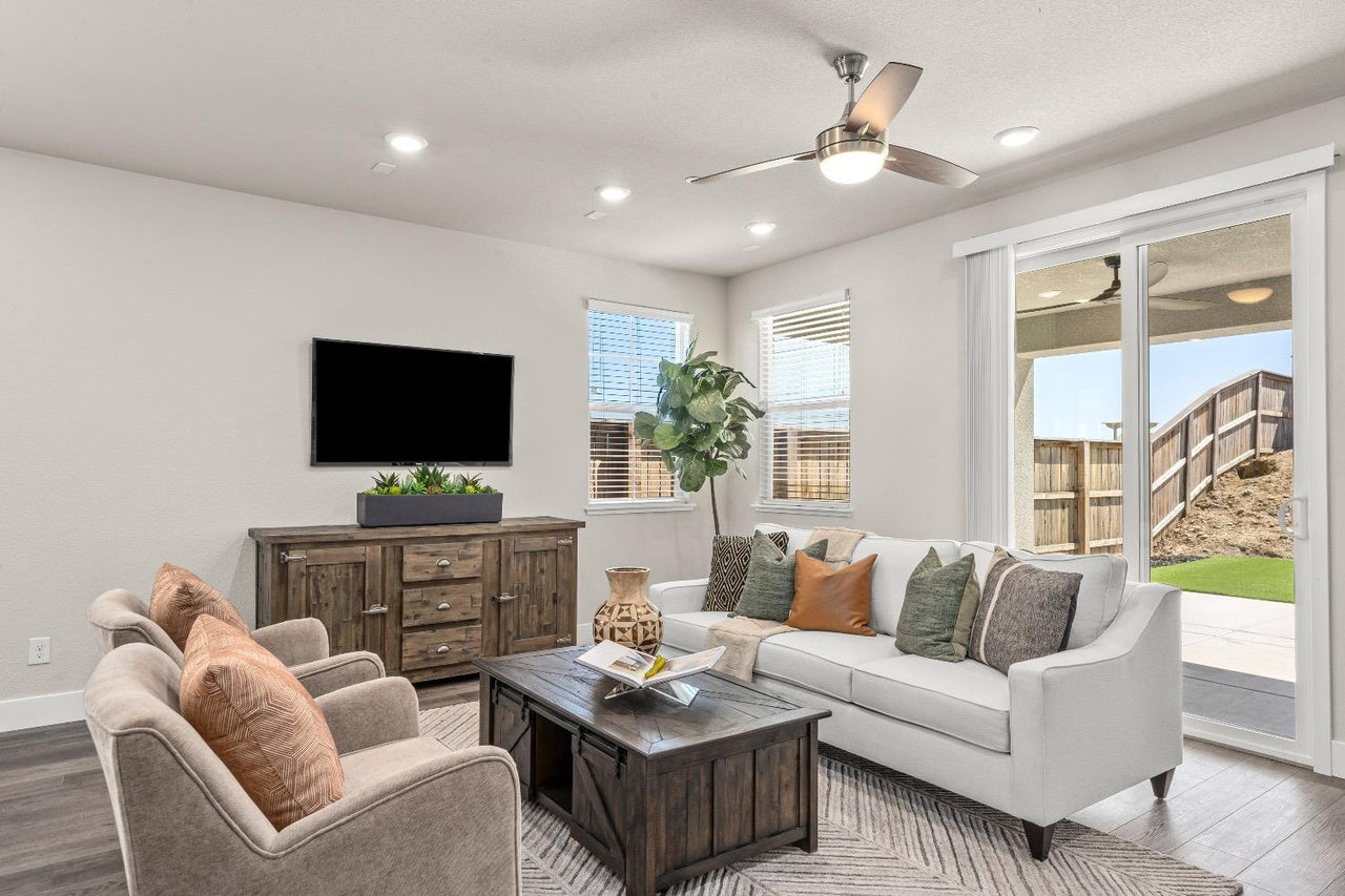 Premiere Home Staging Projects | Living room interior design idea - Desert Bloom Ct, Rocklin