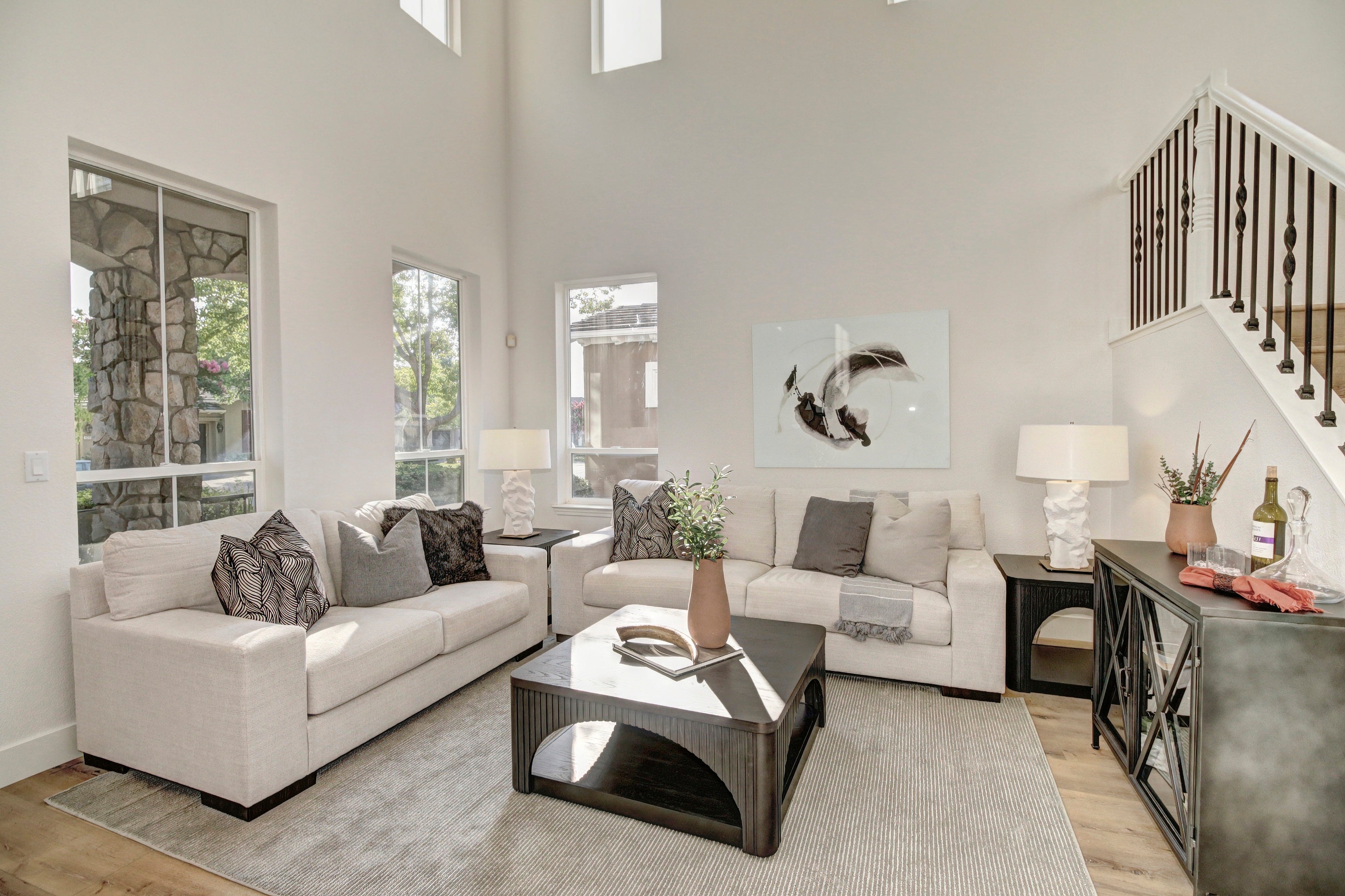 Premiere Home Staging Projects | Living room interior design idea - Dunkeld Ln, Folsom