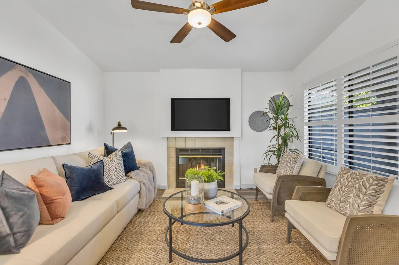 Premiere Home Staging Projects | Living room interior design idea - Ivydale Cir, Elk Grove