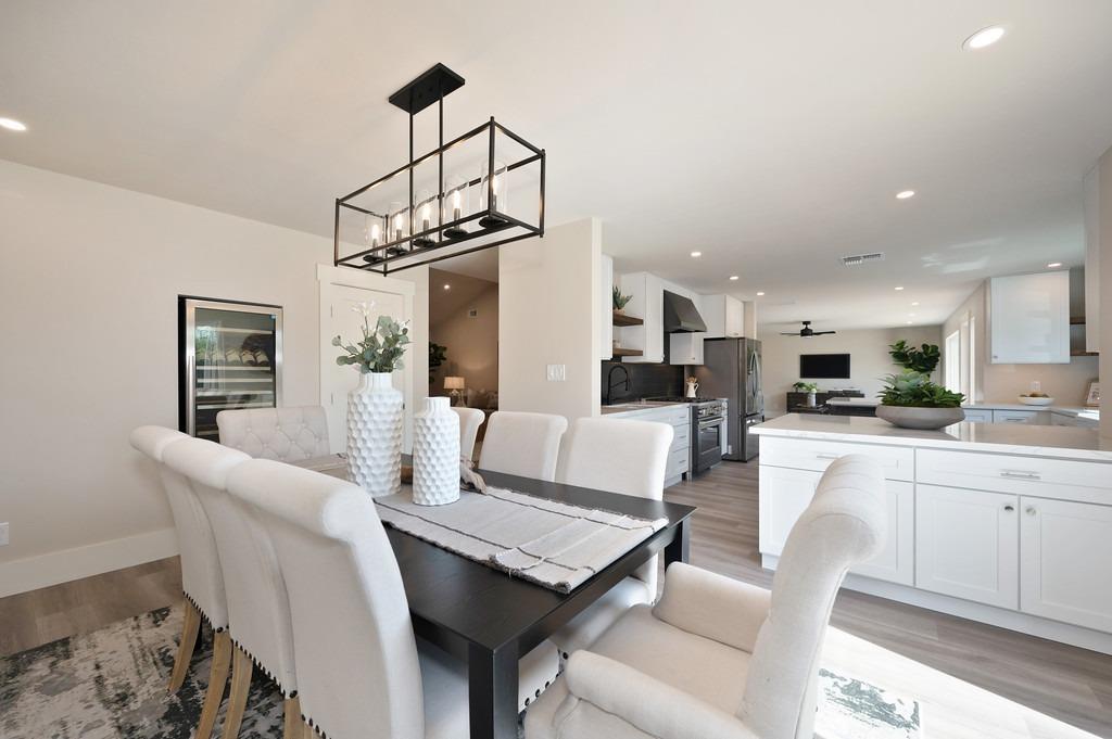 Premiere Home Staging Projects | Dining room interior design idea - Los Alamos Way, Sacramento