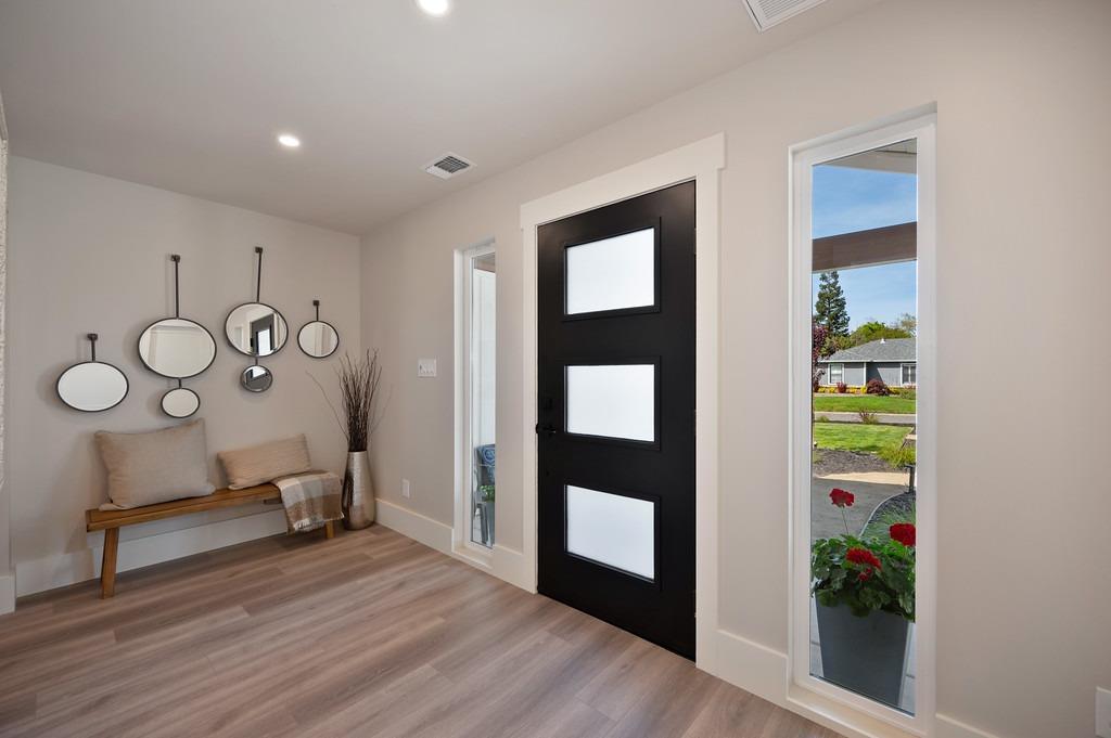 Premiere Home Staging Projects | Entryway interior design idea - Los Alamos Way, Sacramento