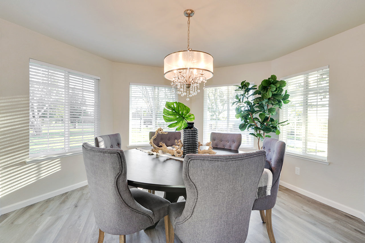 Premiere Home Staging Projects | Dining area interior design idea - Ottobonn Way, Galt