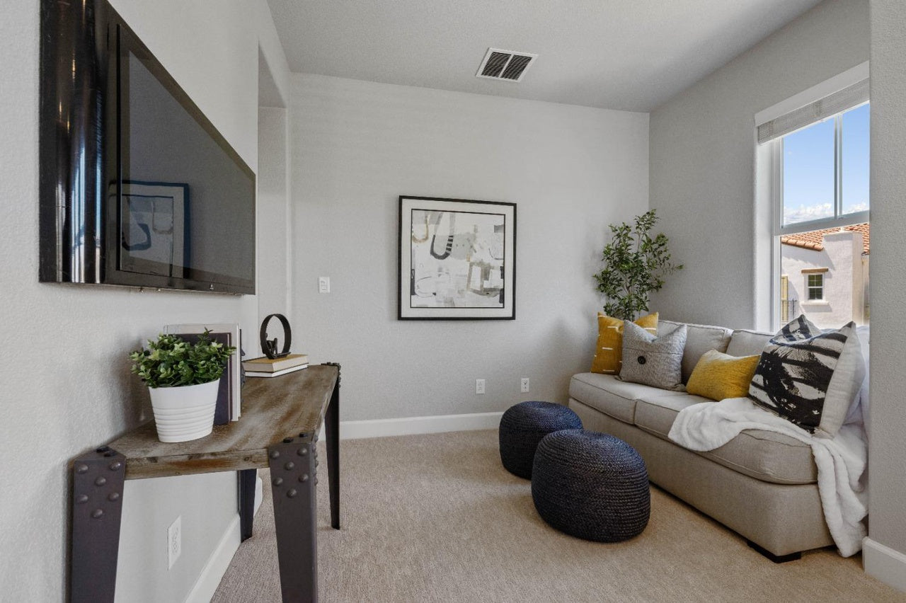 Premiere Home Staging Projects | Loft interior design idea - Piccolo Ct, El Dorado Hills