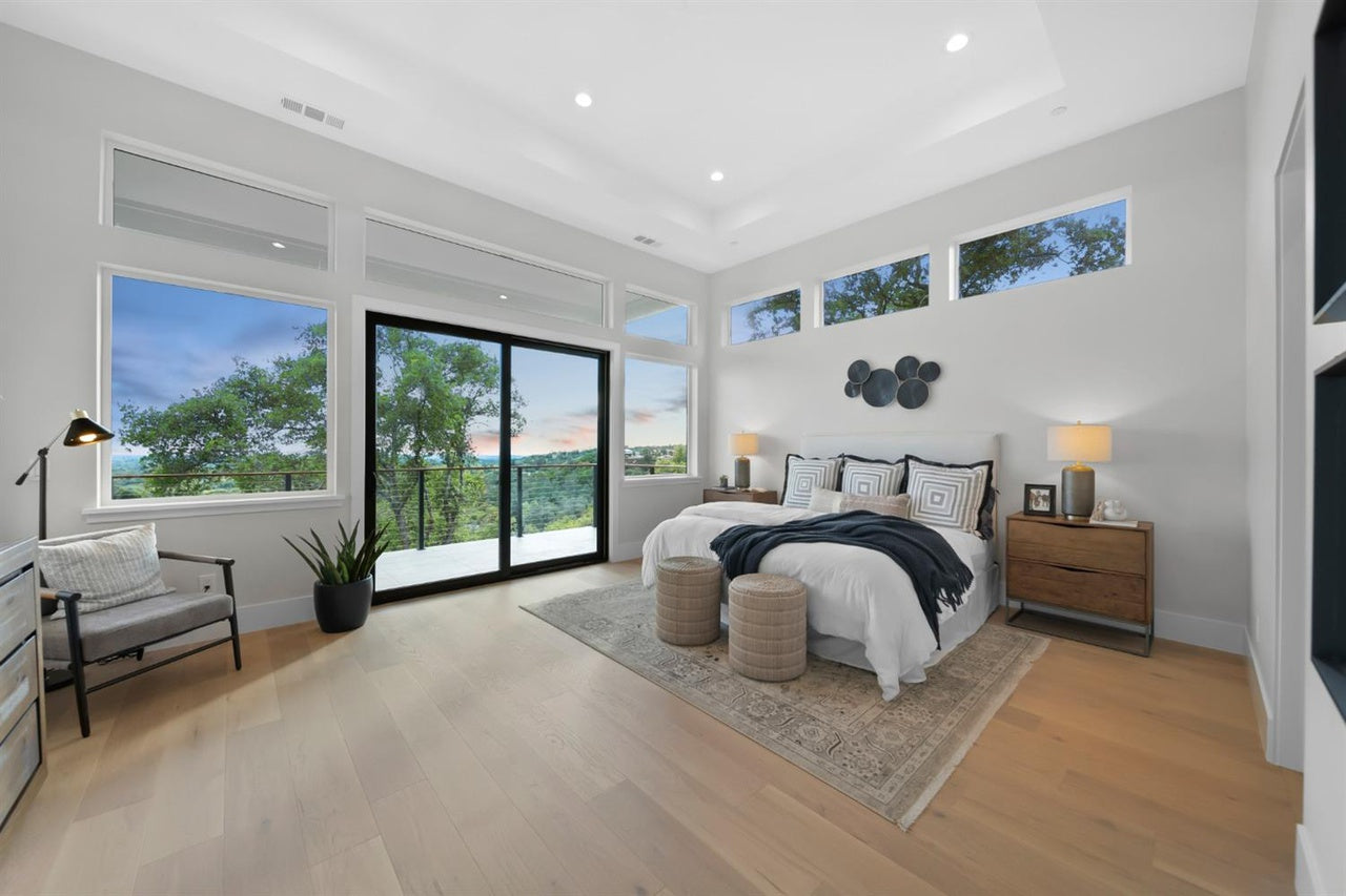 Premiere Home Staging Projects | Master bedroom interior design idea - Ridgeview Cir, Auburn
