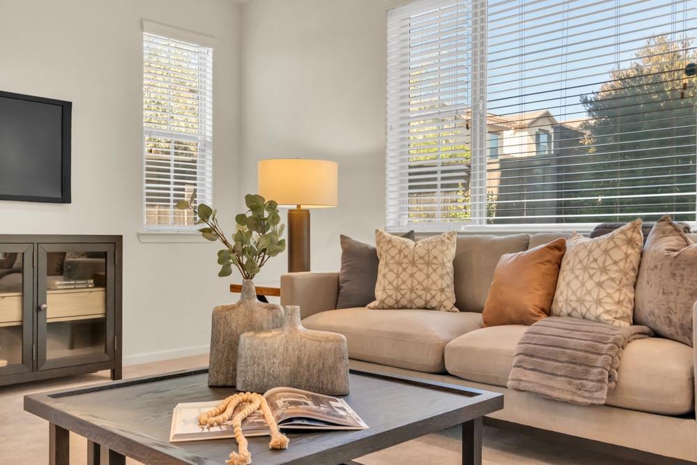 Premiere Home Staging Projects | Living room interior design idea - Ryland Dr, El Dorado Hills