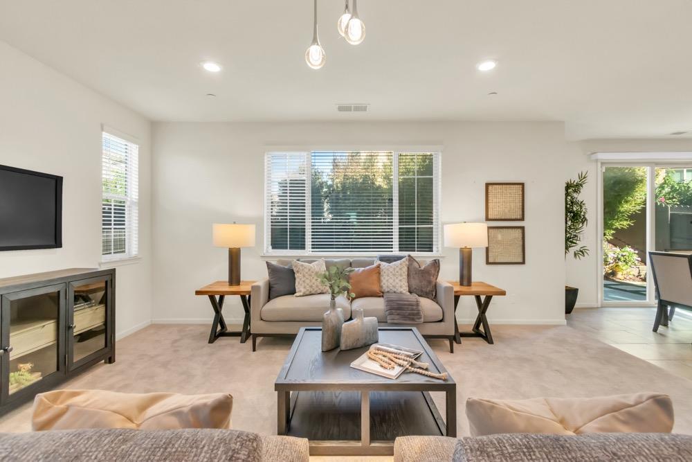 Premiere Home Staging Projects | Living room interior design idea - Ryland Dr, El Dorado Hills