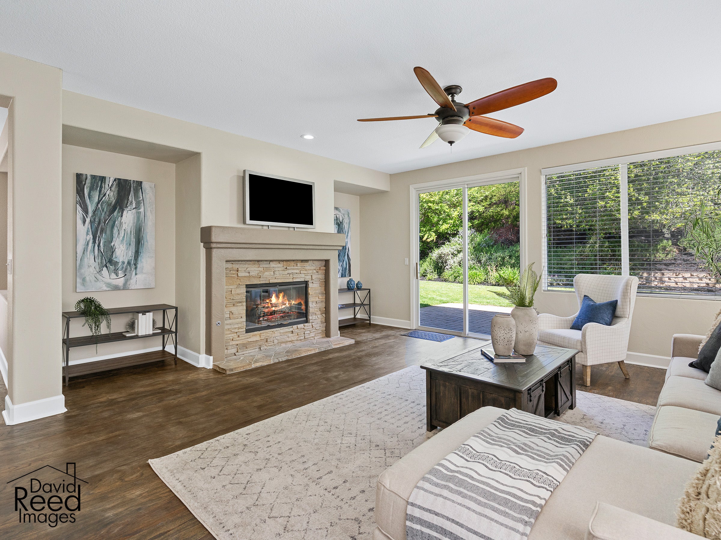 Premiere Home Staging Projects | Living room interior design idea - Village Green Dr, El Dorado Hills