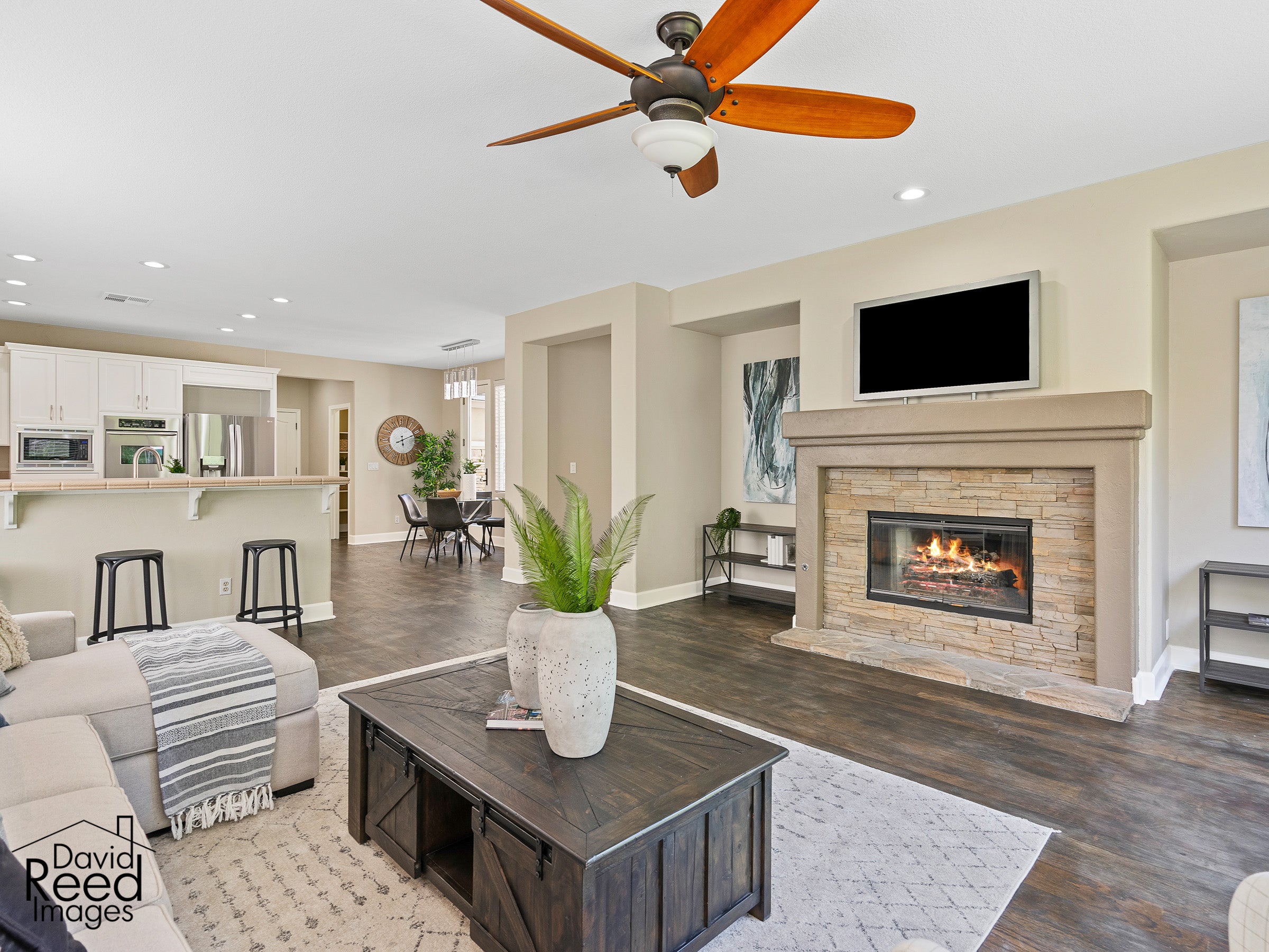 Premiere Home Staging Projects | Living room interior design idea - Village Green Dr, El Dorado Hills