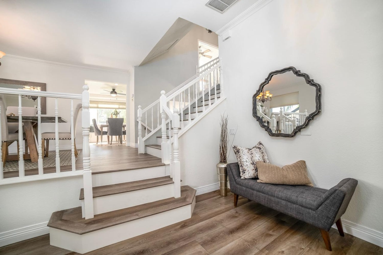Premiere Home Staging Projects | Entryway design idea - Dyrell Way, Folsom