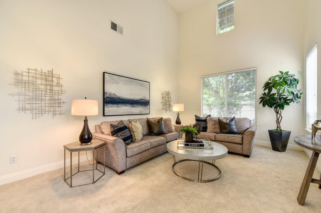 Premiere Home Staging Projects | Living room interior design idea - Slate Falls Way, Rancho Cordova