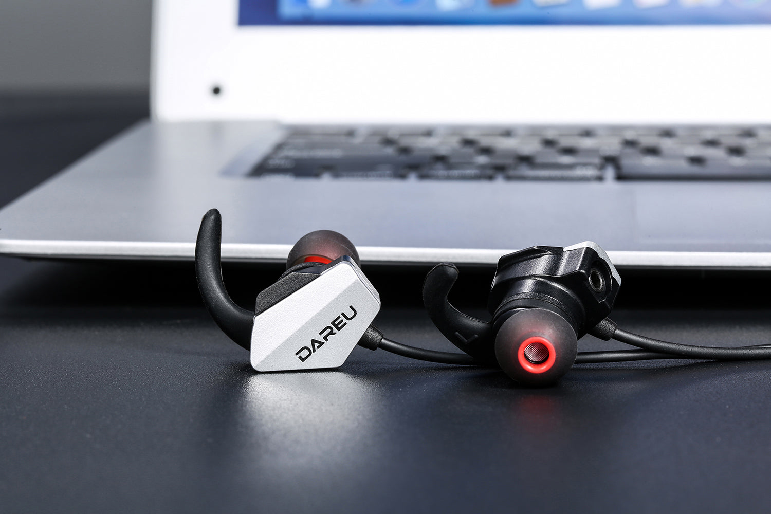 DAREU EH728 PRO Skin-Friendly IEM Earphone with Dual High Sensitive Microphones and Immersive Audio