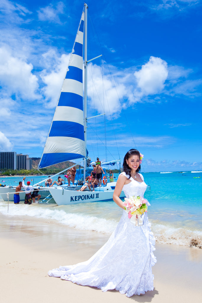 Holoku Hawaiian Wedding Dress in Beach