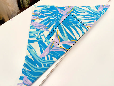 How to wrap an iPad with Furoshiki fabric - 2