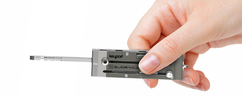 Keyport Slide 4.0 in hand