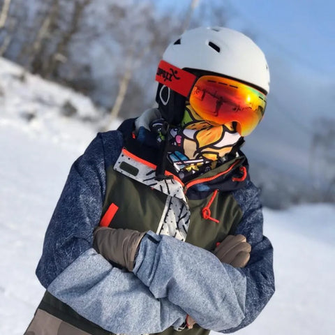 Leichter Ski & Snowboard Helm / Minikauf.ch