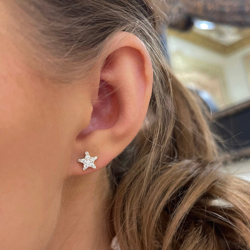 tiny diamond star earrings