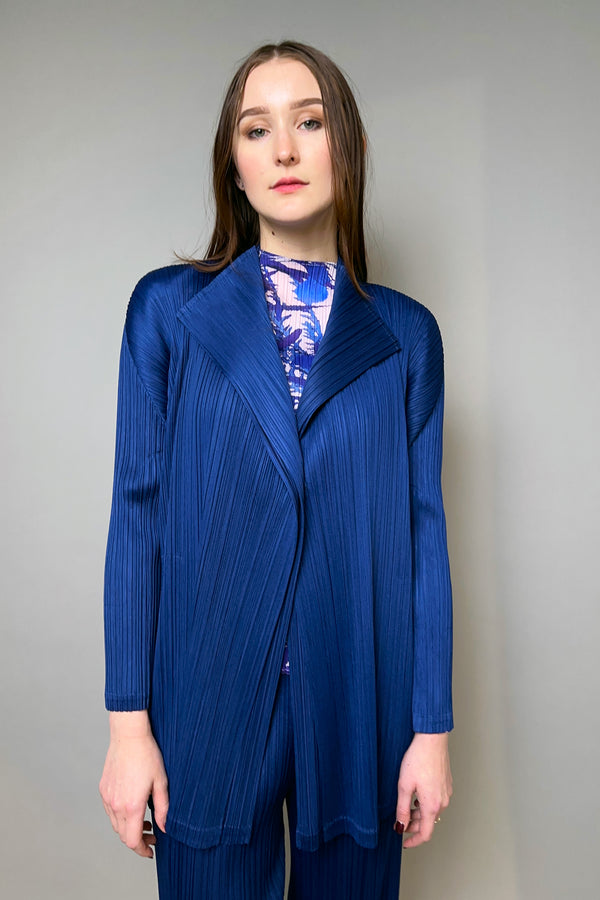 Pleats Please Issey Miyake Forward 1 Jacket in Navy – Ashia Mode