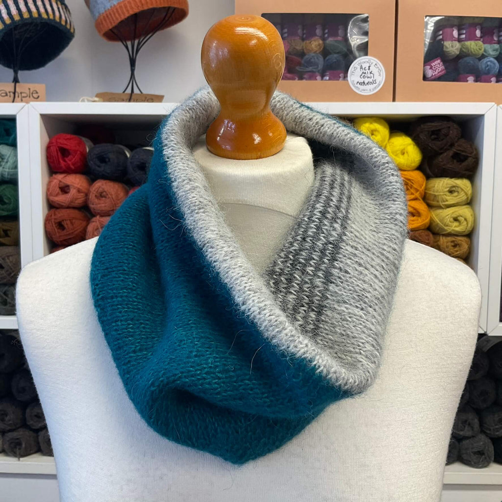blue and grey cowl