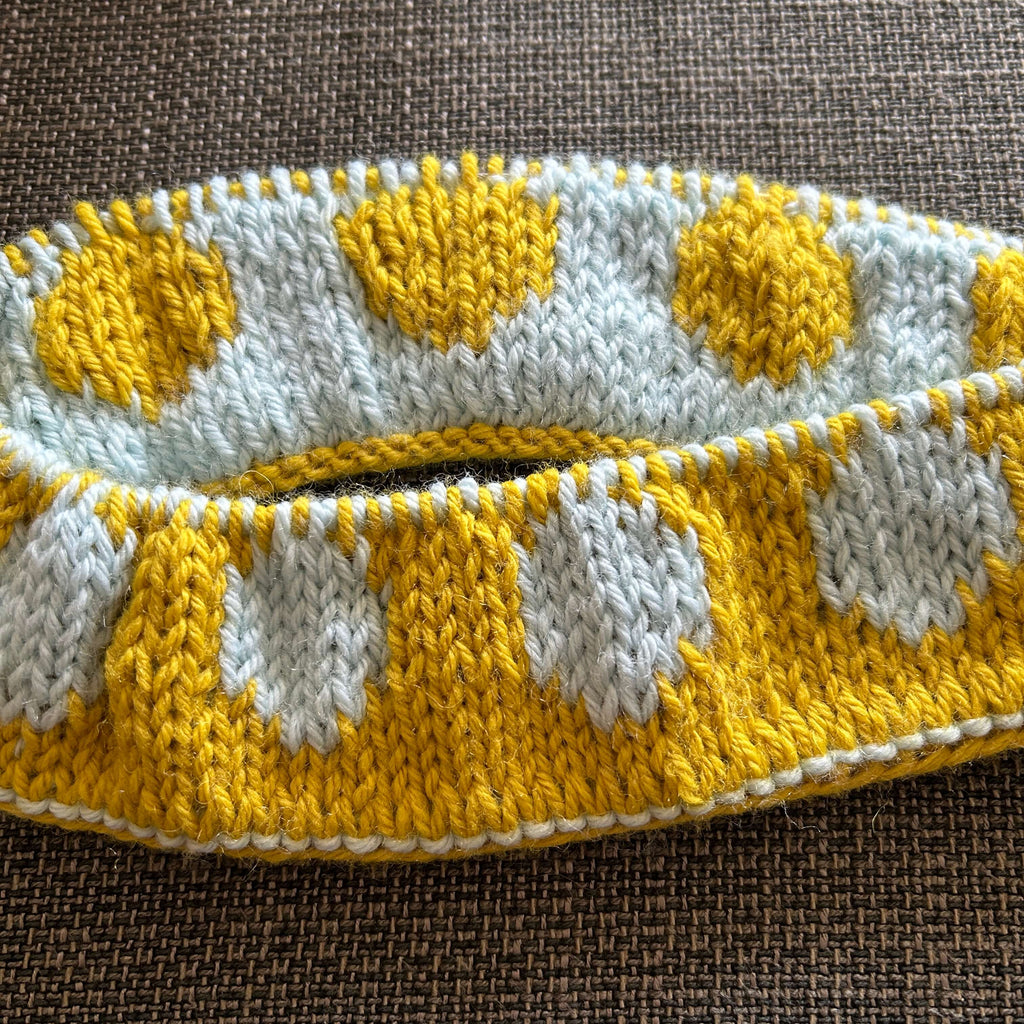 yellow and blue cowl