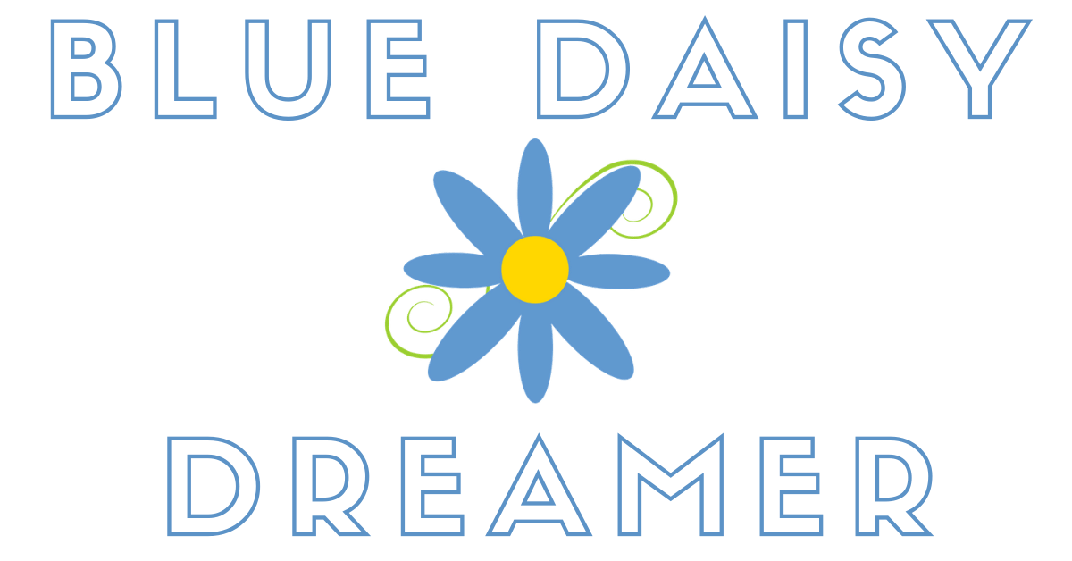 Blue Daisy Dreamer
