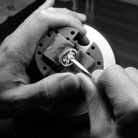 hand engraving cufflinks