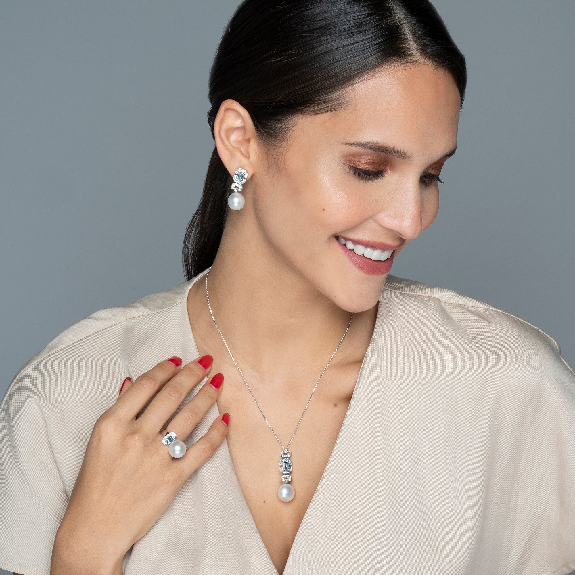 L'Equilibre Collection - Earrings, Necklace, and Ring