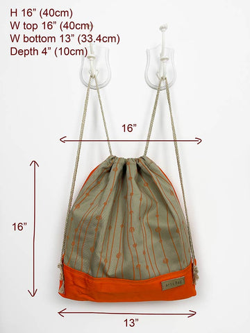 Dimensions of the backpack