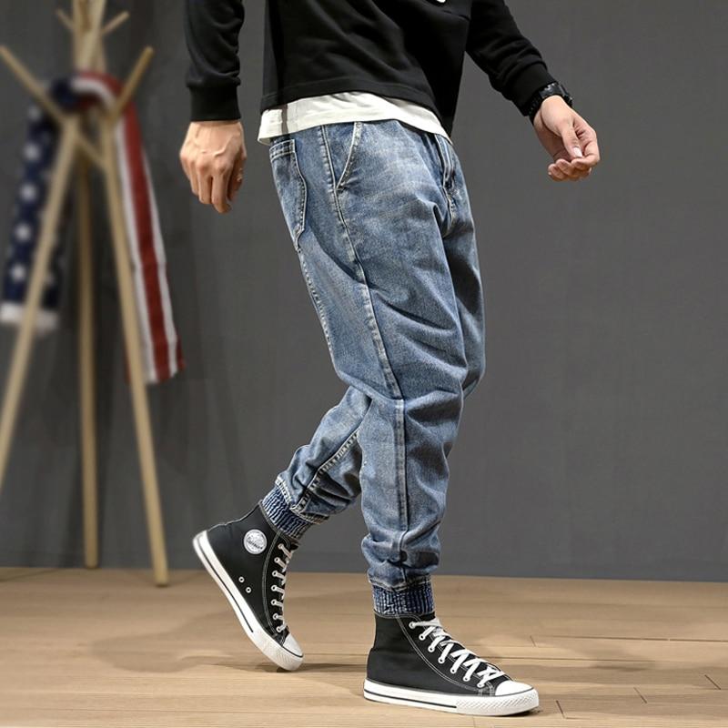 jogger fit jeans