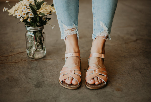 Salt Water Sandals Retro Gold BAYABELLE BOUTIQUE