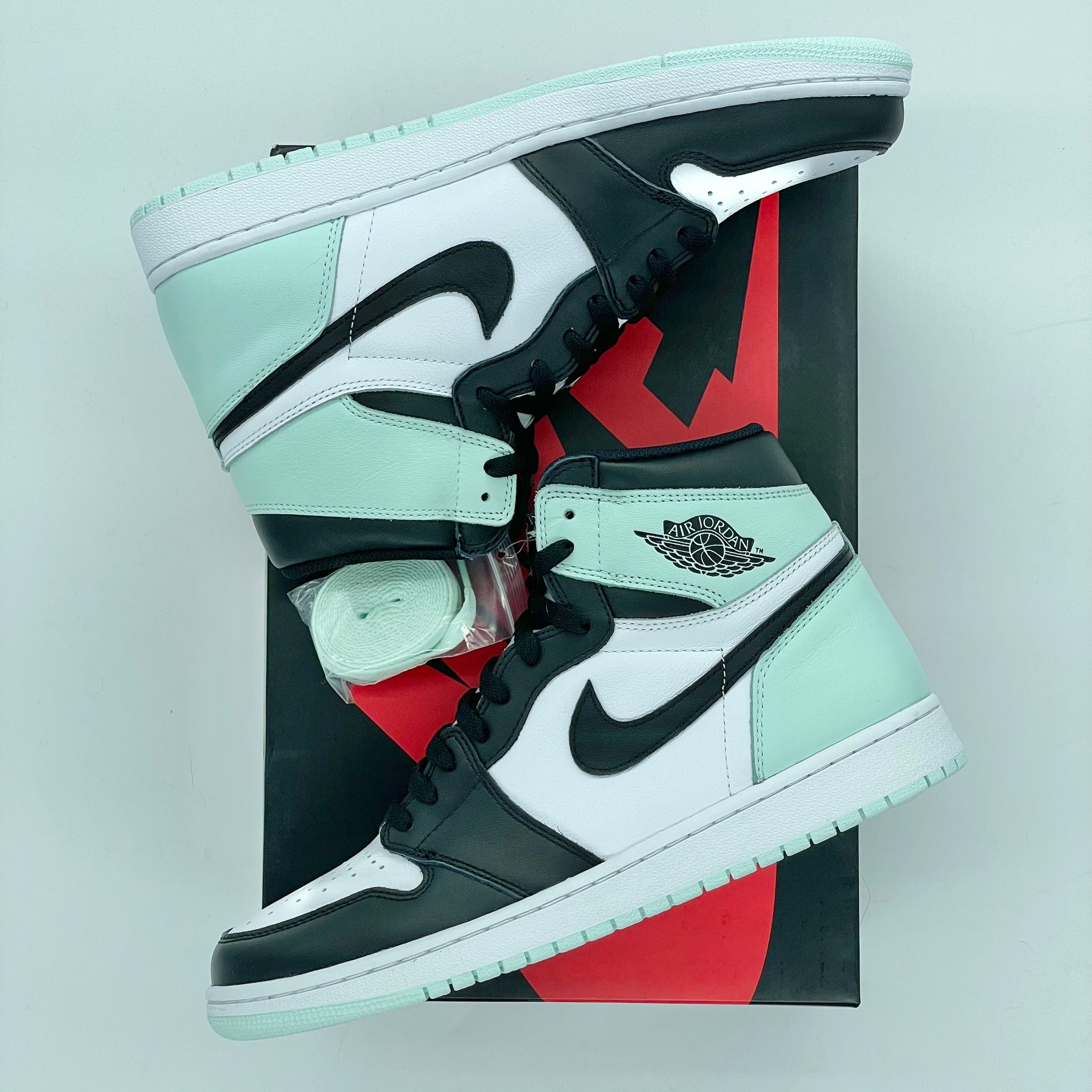 high igloo jordan 1