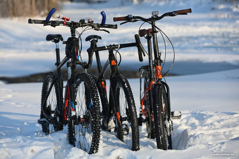 Guide on gear needed for safe winter cycling