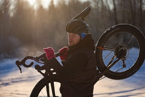Tips to stay safe while cycling in winter