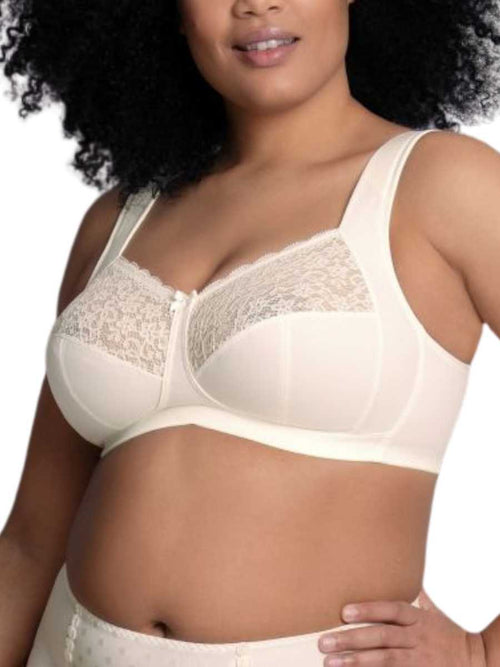 44H Size Bras in Nalanda - Dealers, Manufacturers & Suppliers