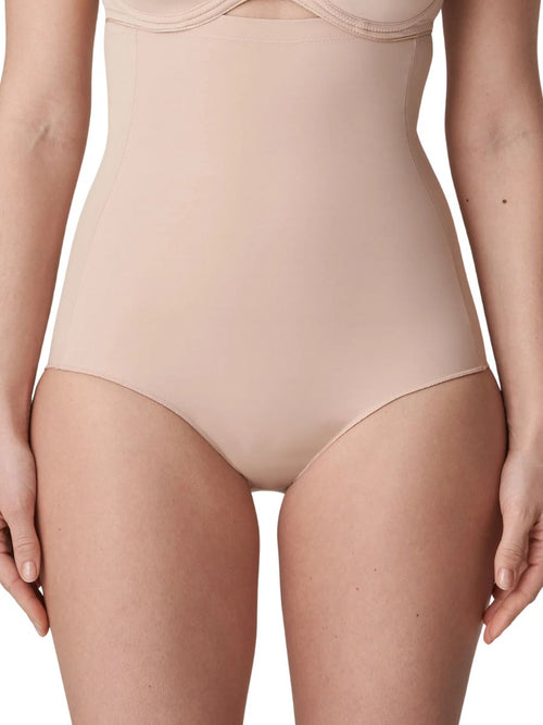 Explore Ines Secret, Shapewear