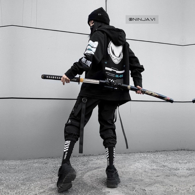 techwear girl