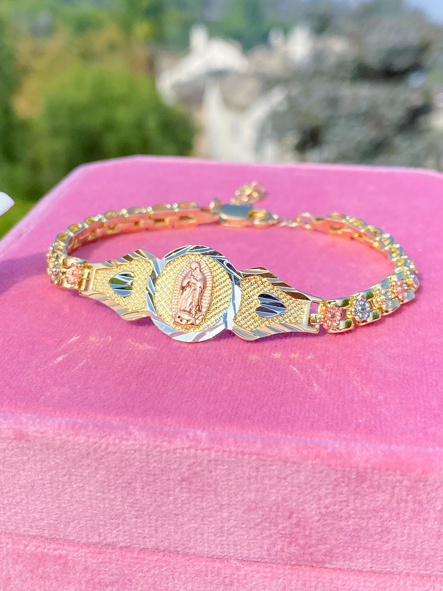 Pulsera Virgen de Guadalupe 18k Oro Laminado Italino 14k Gold Plated  Butterfly Virgencita Tricolor Esclava Bracelet