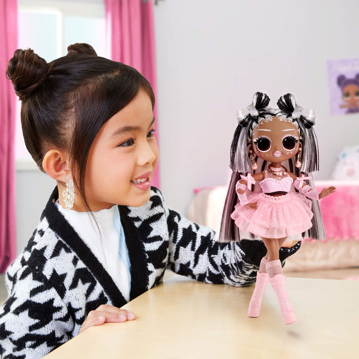 LOL Surprise OMG Sunshine Makeover Switches Fashion Doll with Color ...