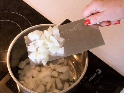 The Benefits of a Meat Cleaver – Chef Sac