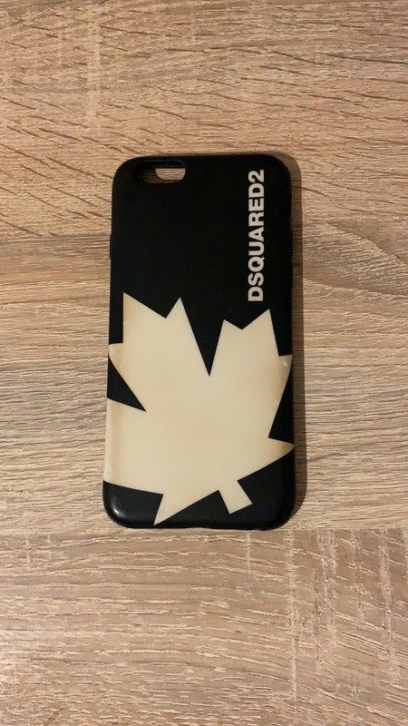 coque iphone dsquared