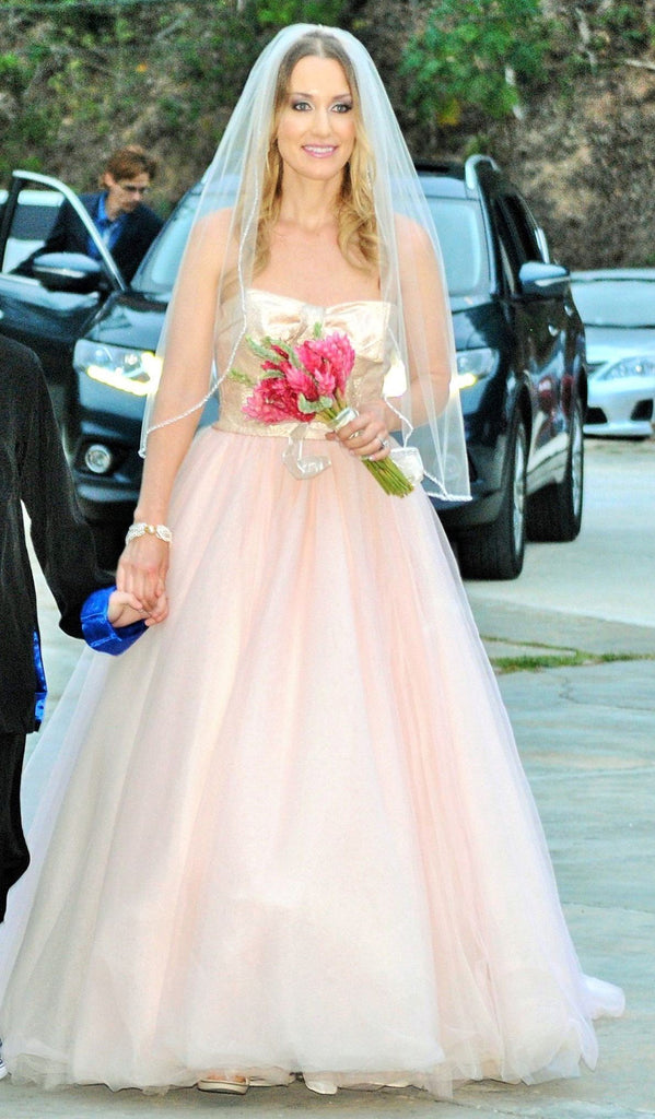 vera wang blush dress