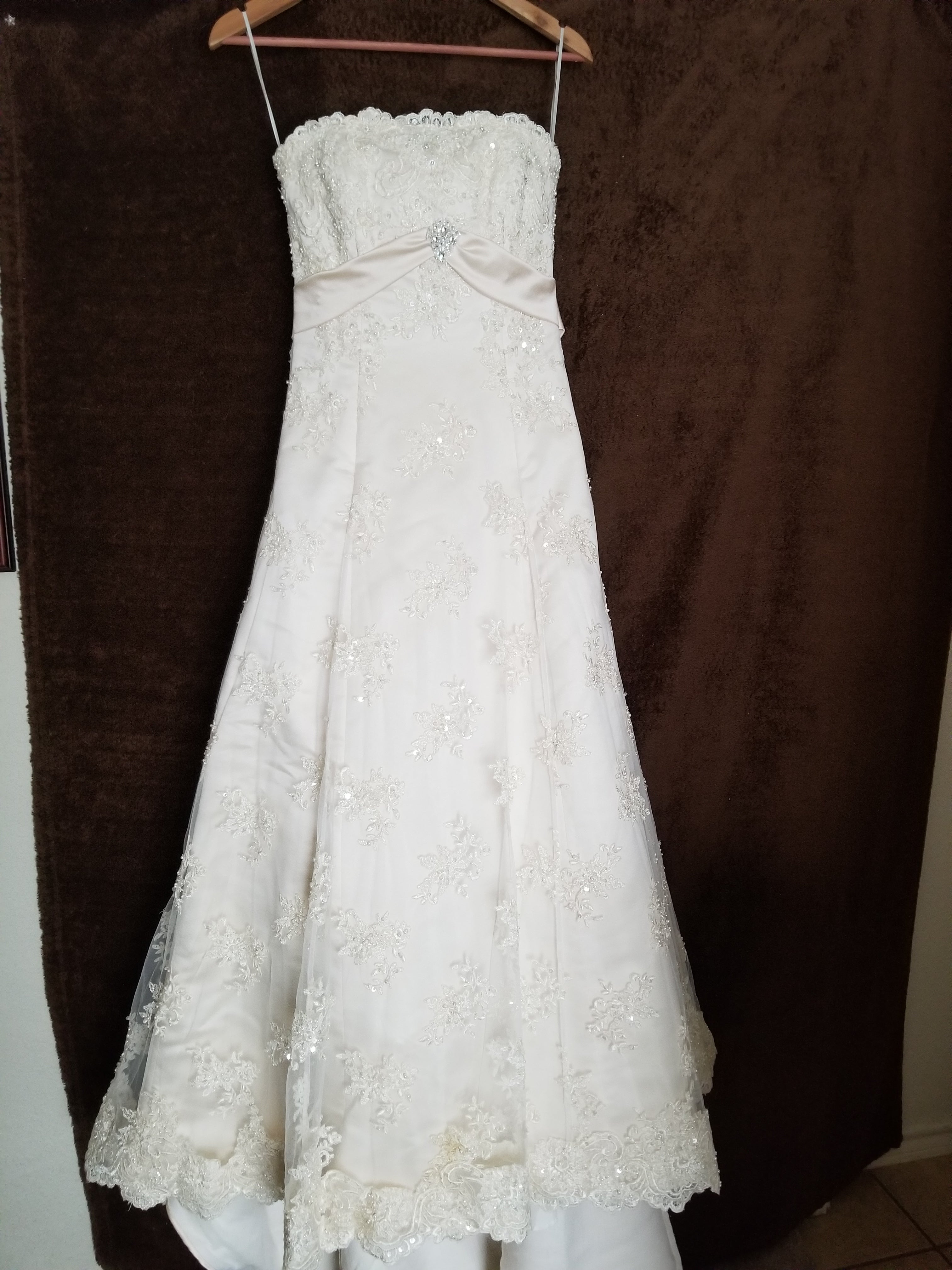 Maggie Sottero 'Jorie Ann' size 8 used wedding dress – Nearly Newlywed