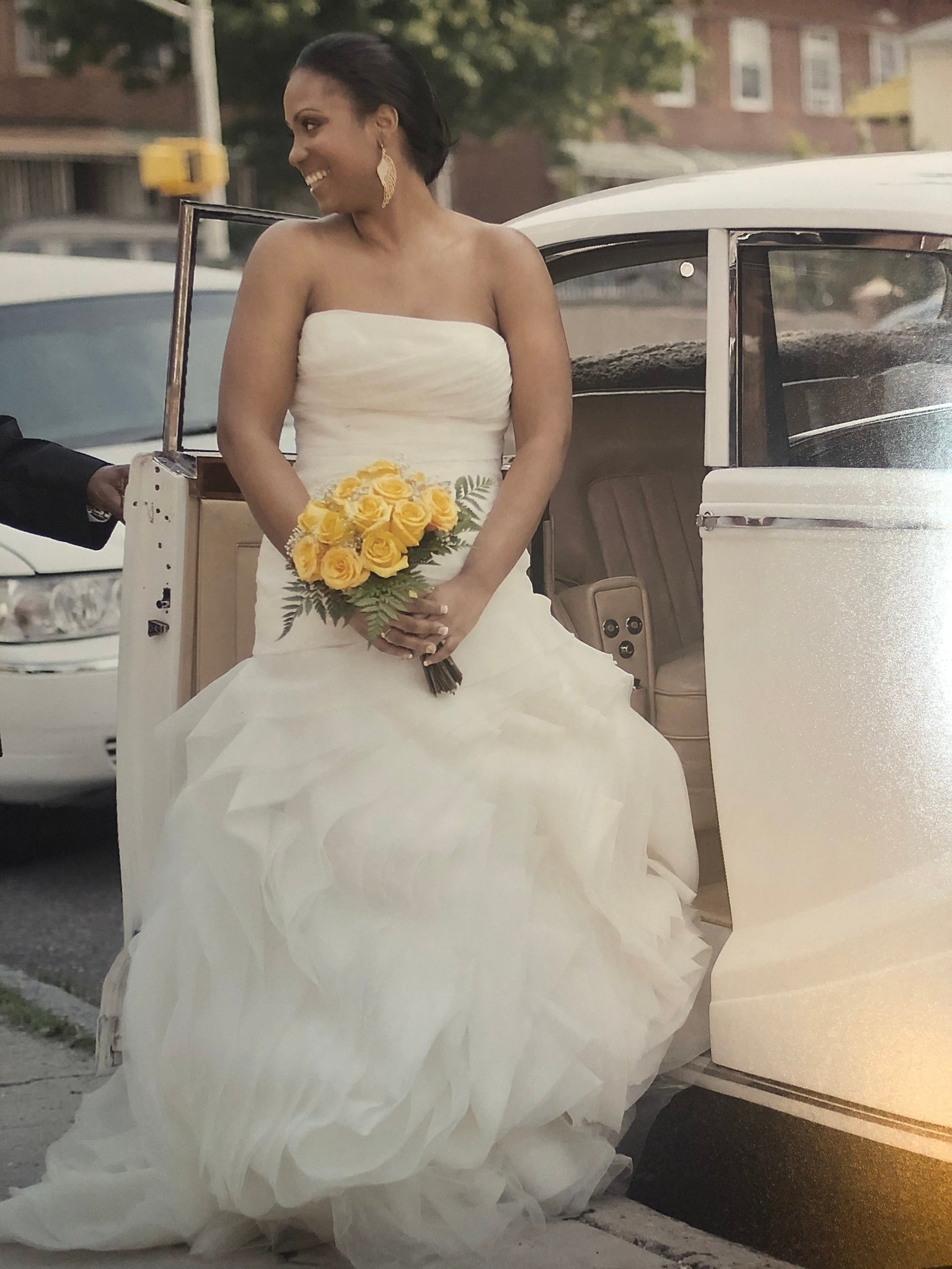 White by Vera Wang 'VW351011' – Nearly Newlywed